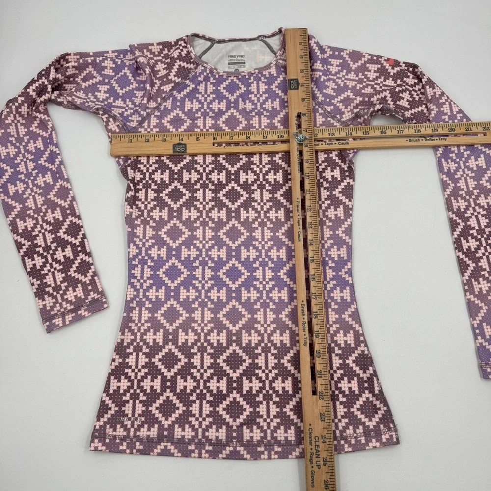 Nike Pro Dri-FIT Top Womens XS Purple Pink Geometric Fair Isle L/S 485692-563‎